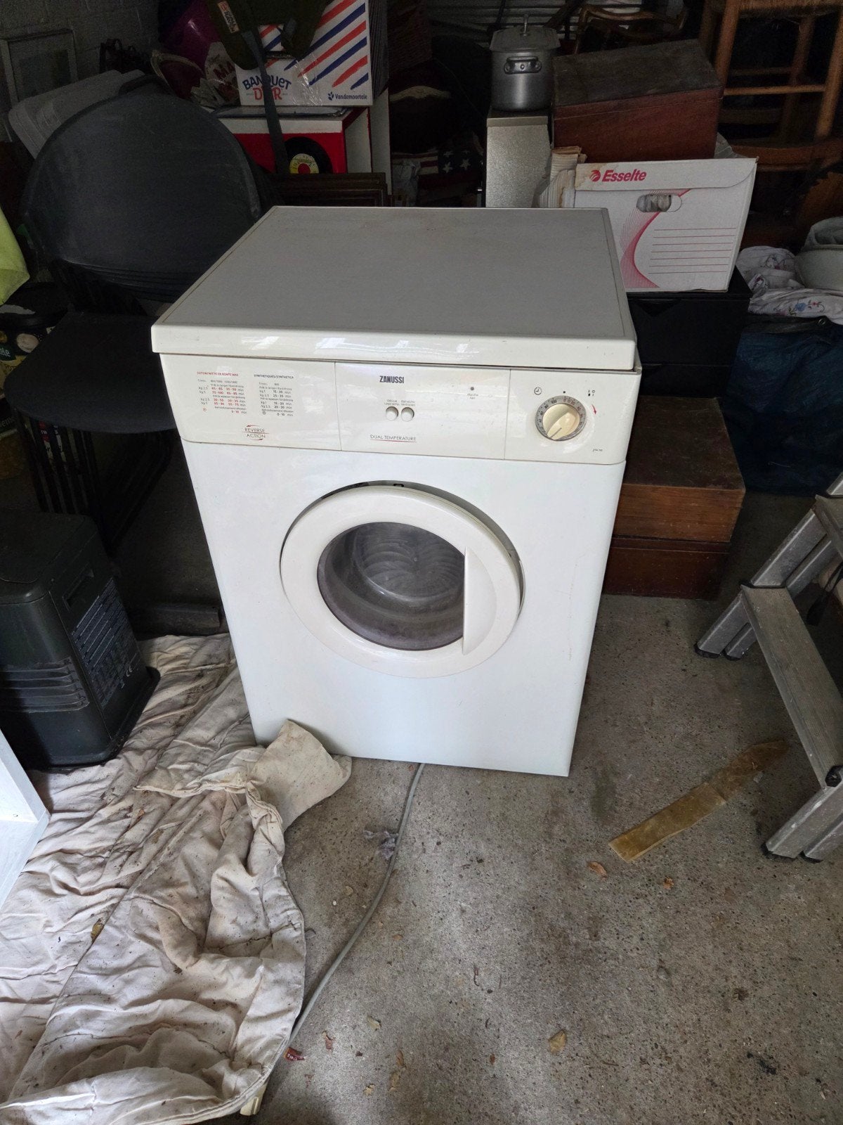 Séchoir zanussi, Electroménager