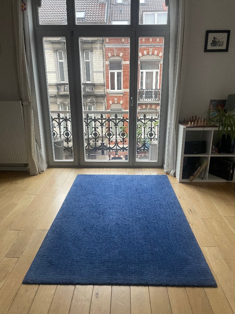 Tapis bleu IKEA comme neuf, 150 à 200 cm, Enlèvement ou Envoi, Comme neuf, 100 à 150 cm