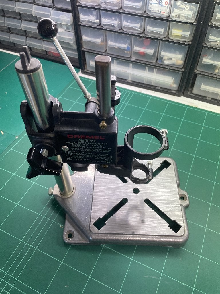 Dremel Workstation + Dremel-boormachine, Metaal, Zo goed als nieuw, Machine, Overige merken