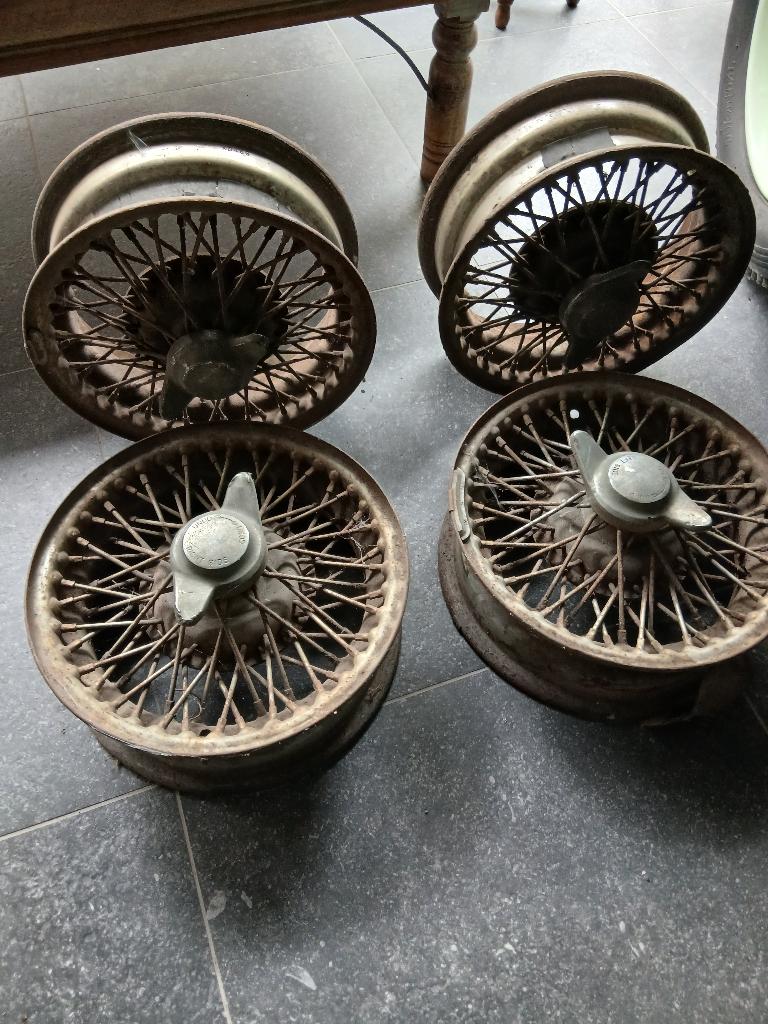 set van 4 originele MGB spaakwielen XD466, Ophalen, 14 inch