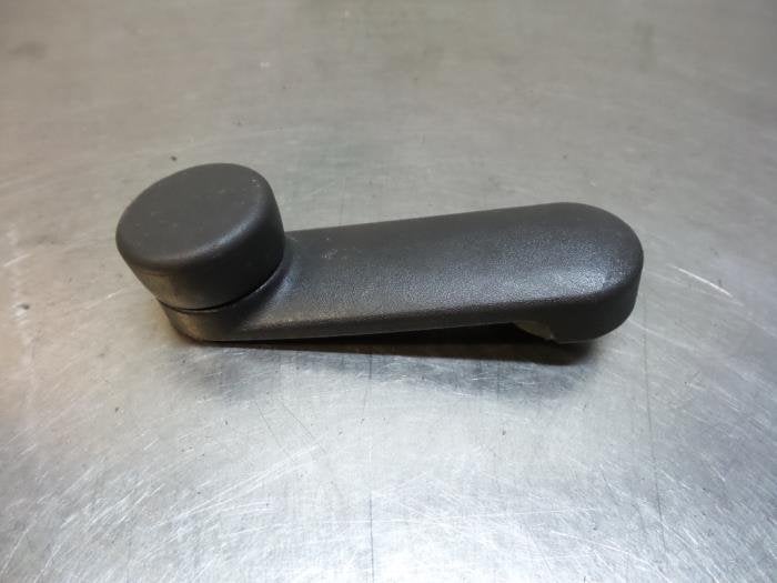 Manivelle de vitre d'un Opel Meriva (Meriva 03-), -, Opel, 3 mois de garantie, Utilisé