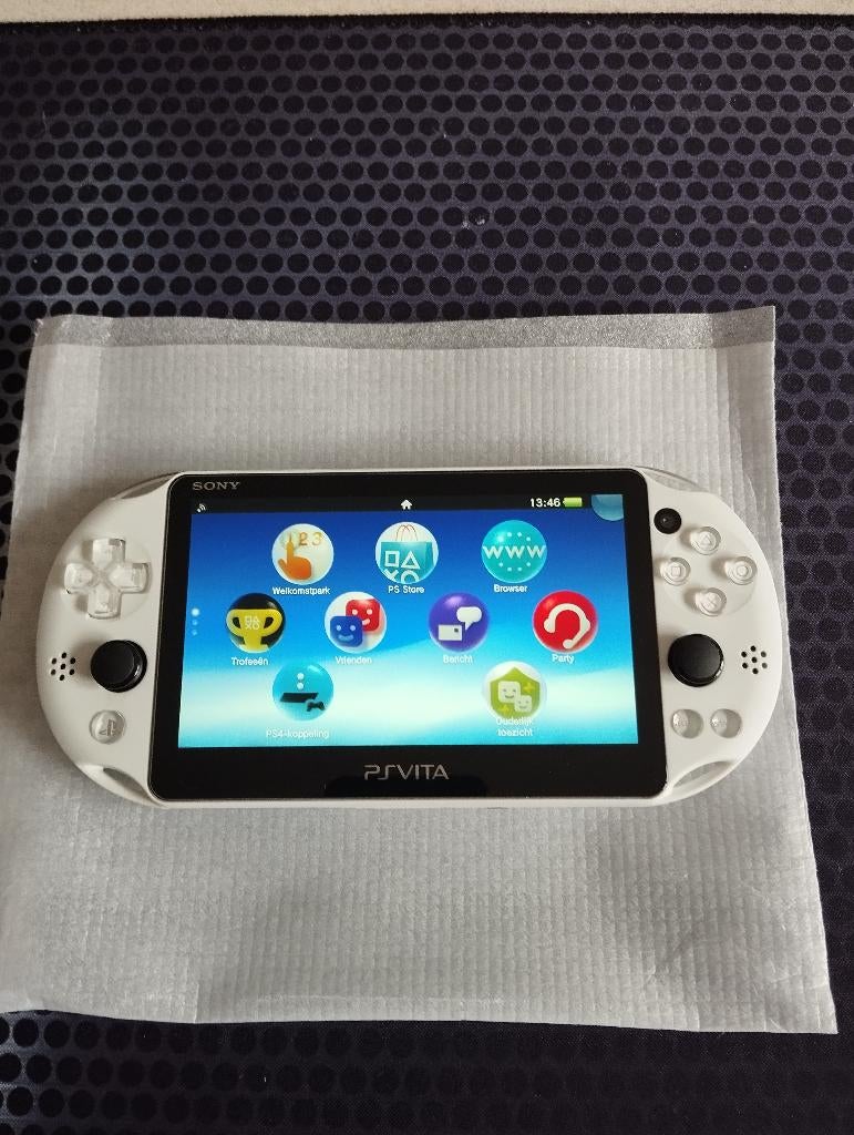 Sony PS Vita 'mint condition', Games en Spelcomputers, Spelcomputers | Sony PlayStation Vita, Zo goed als nieuw, Wit, Ophalen of Verzenden