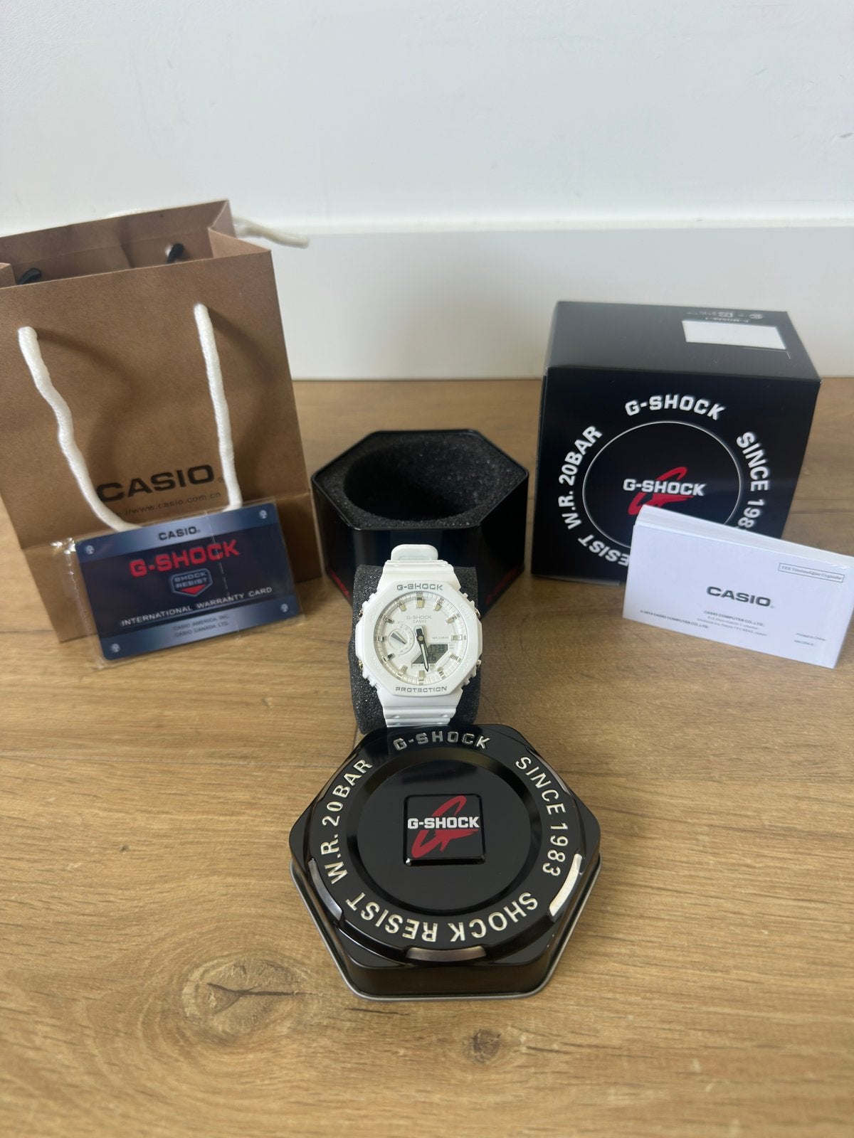 G-Shock GA-2100 polar white, Ophalen, Waterdicht, Zo goed als nieuw, Wit