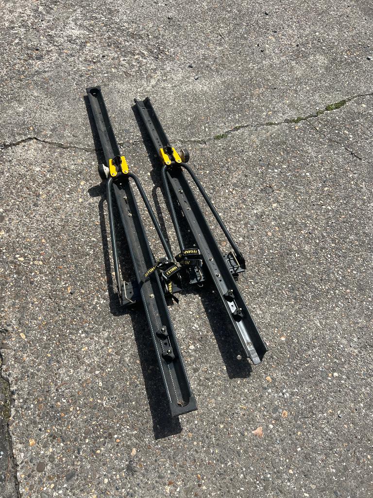 Porte-vélo pour barres de toit, Enlèvement, 2 vélos, Utilisé, Galerie de toit