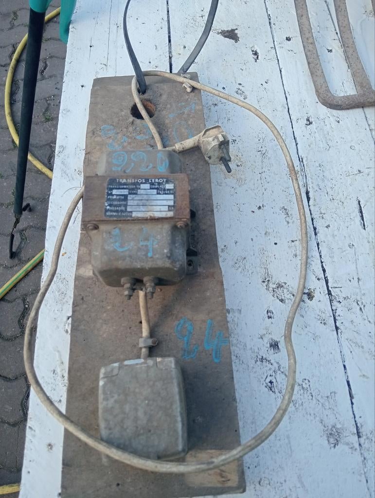 Transformateur 220/24 v, Enlèvement ou Envoi, Prise de courant