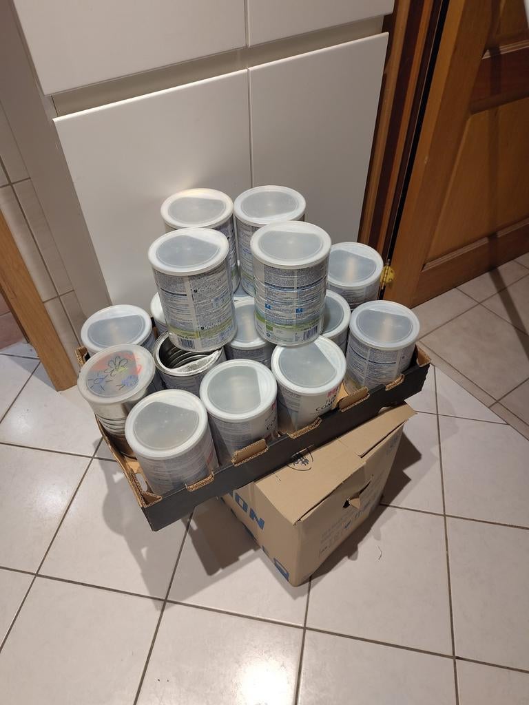 Boîtes métalliques à donner, Collections, Café