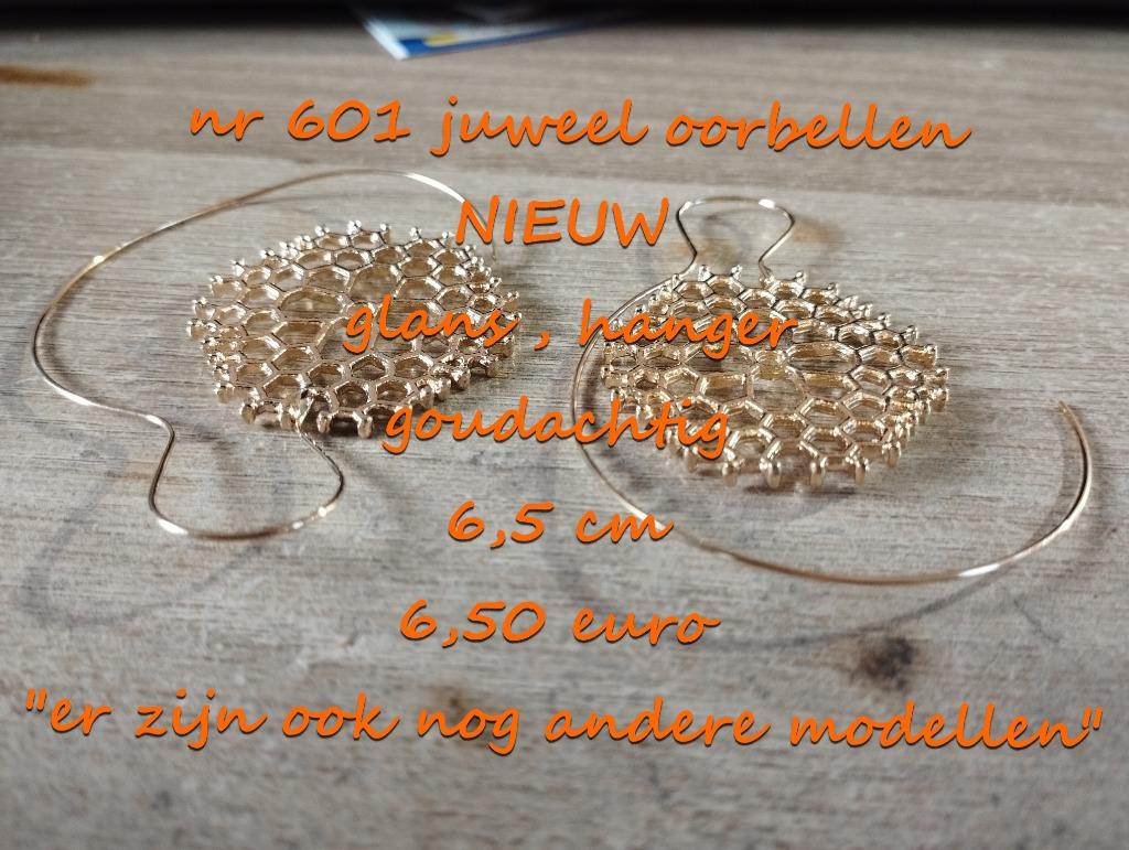 601. Juweel : oorbellen , NIEUW ,  verzending inbegrepen, Overige materialen, Verzenden, Nieuw, Knopjes of Stekers