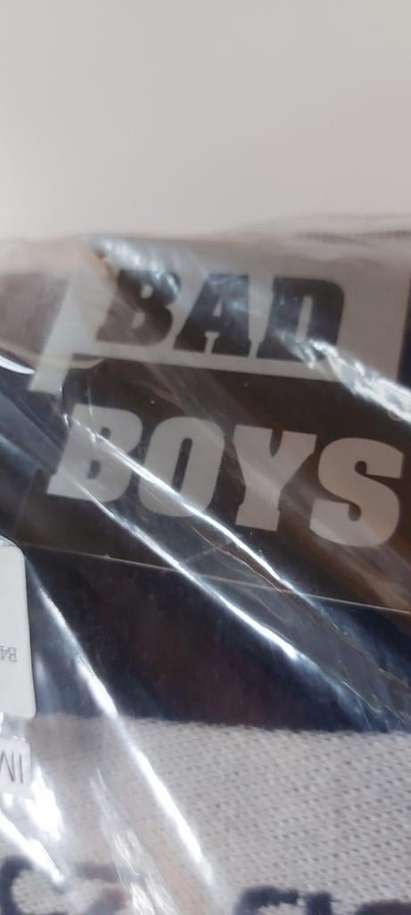 Grote douche handdoek BAD BOYS, Enlèvement ou Envoi, Comme neuf, Serviette