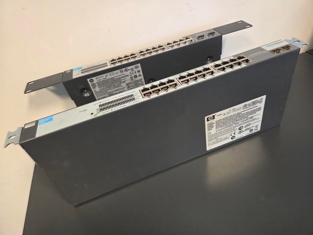 ProCurve Switch 1800-24G + HP Switch 1410-24G, Ophalen, Gebruikt