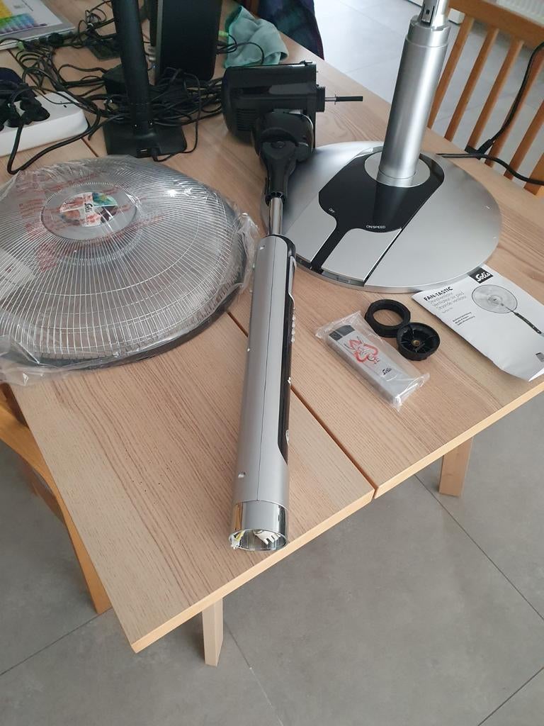 Standventilator Solis Fan-Tastic 750, Ophalen, Ventilator met afstandsbediening, Zo goed als nieuw, Statiefventilator