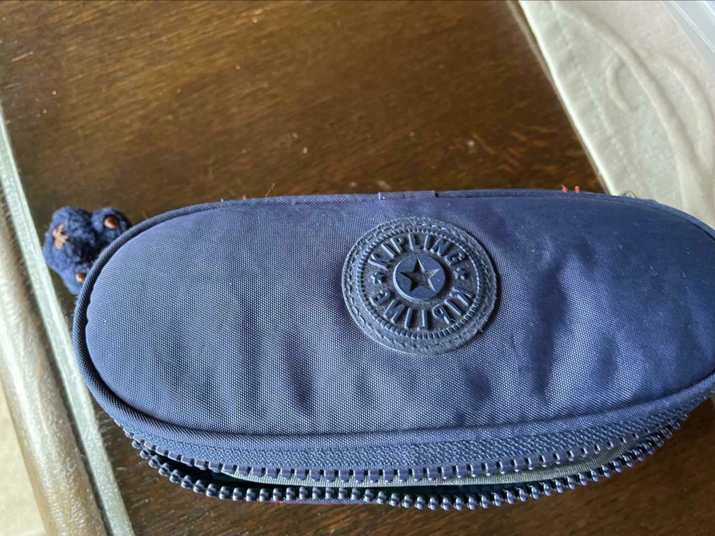 Kipling trolley boekentas en pennezak blauw samen, Enlèvement ou Envoi, Comme neuf