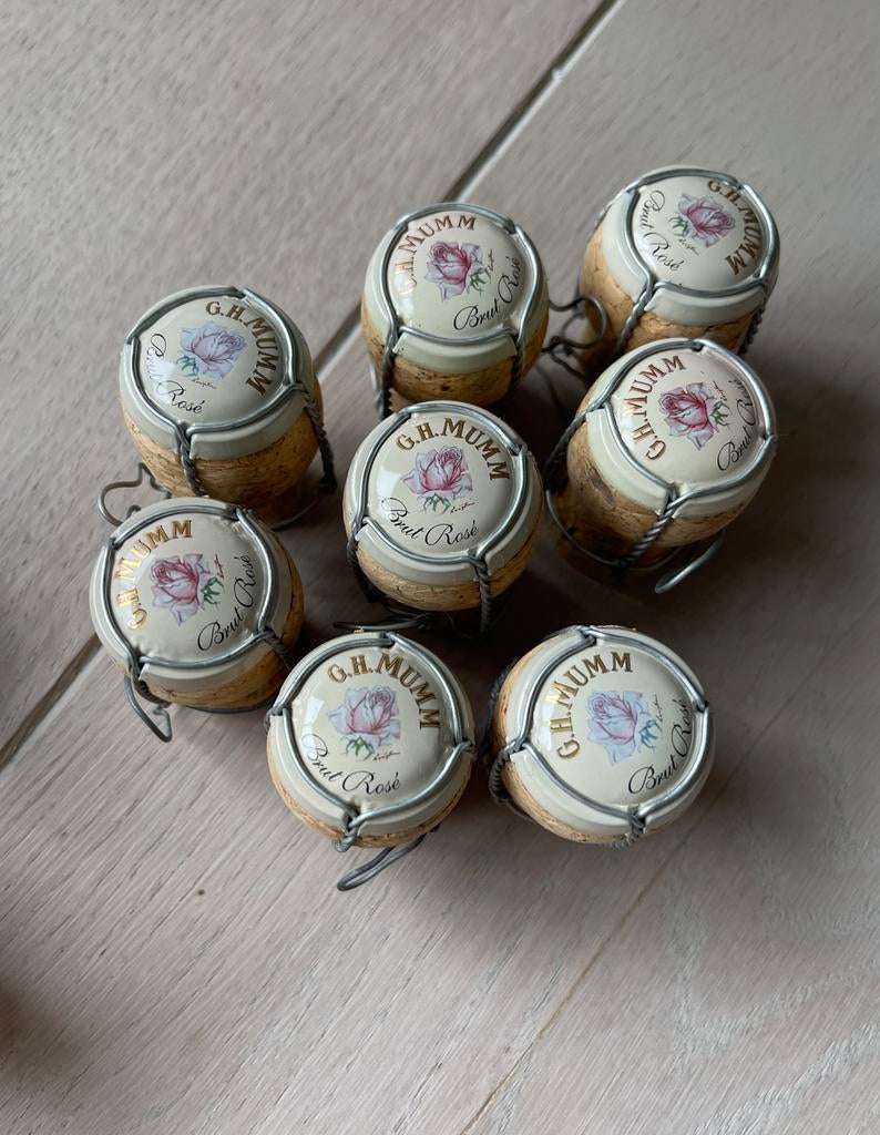 Champagne G.H.Mumm rosé kurk, Verzamelen, Ophalen of Verzenden, Zo goed als nieuw, Champagne