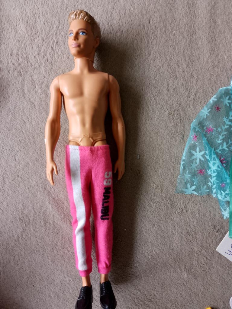 Ken barbie pop mattel, Envoi, Poupée