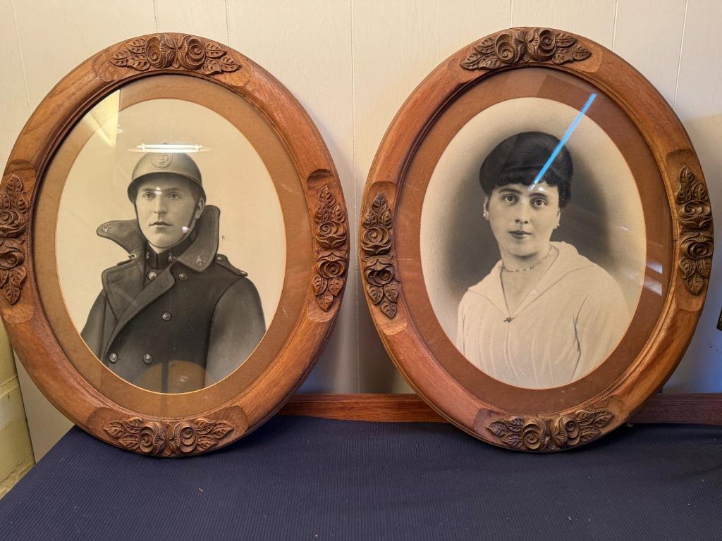Antieke portretfoto’s in massief ovale houten kader, Antiek en Kunst, Ophalen