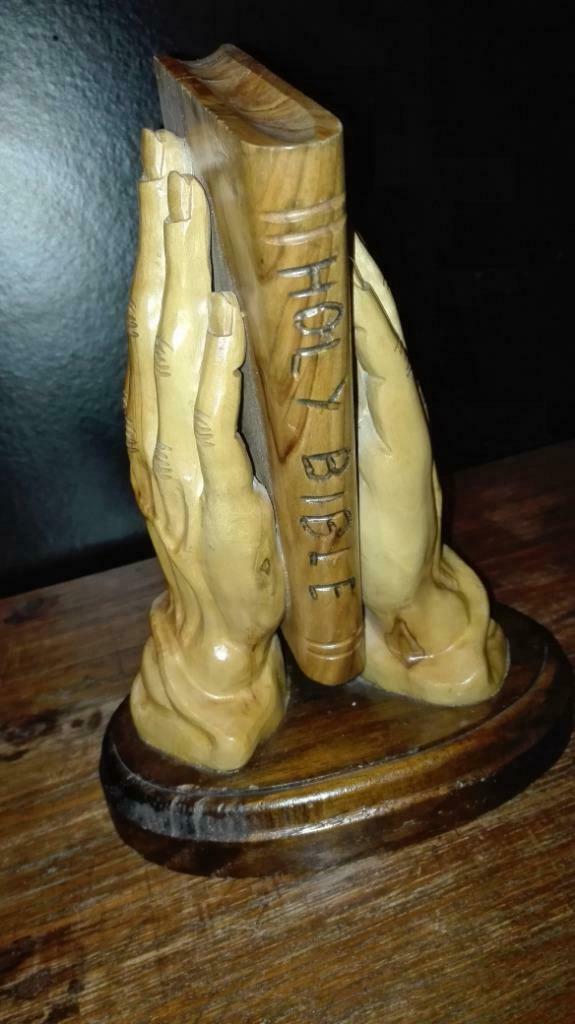 82) Handen die bijbel vasthouden (handgemaakt), Ophalen of Verzenden