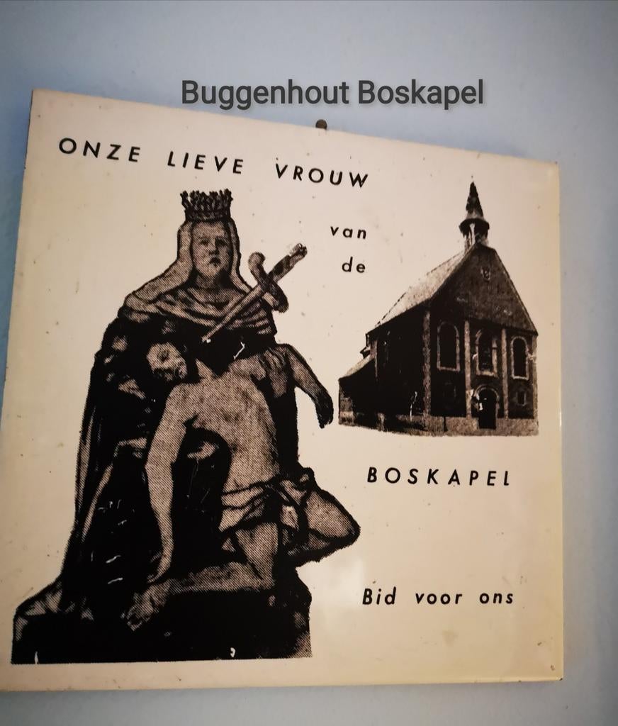 2 ARTICLES : CHAPELLE FORESTIÈRE DE BUGGENHOUT, Enlèvement ou Envoi, 20e siècle ou après, Comme neuf