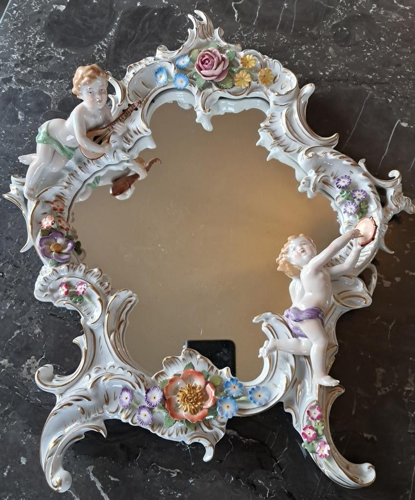Vintage hangspiegel met putti Capodimonte, Ophalen