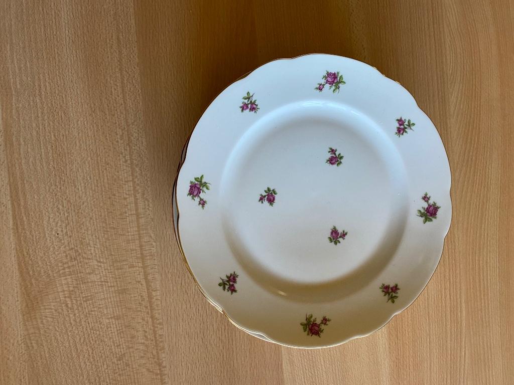Servies roosjes, Ophalen