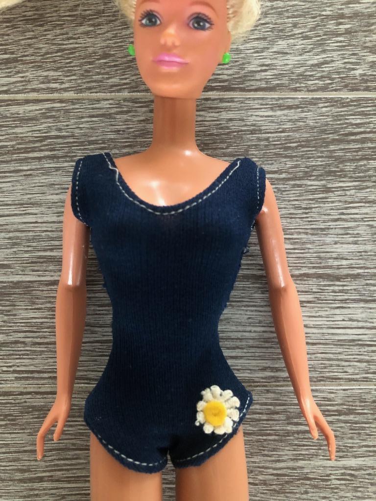 Vintage Barbie | Kenner Dusty badpak | 1974, Ophalen of Verzenden, Gebruikt, Kleertjes