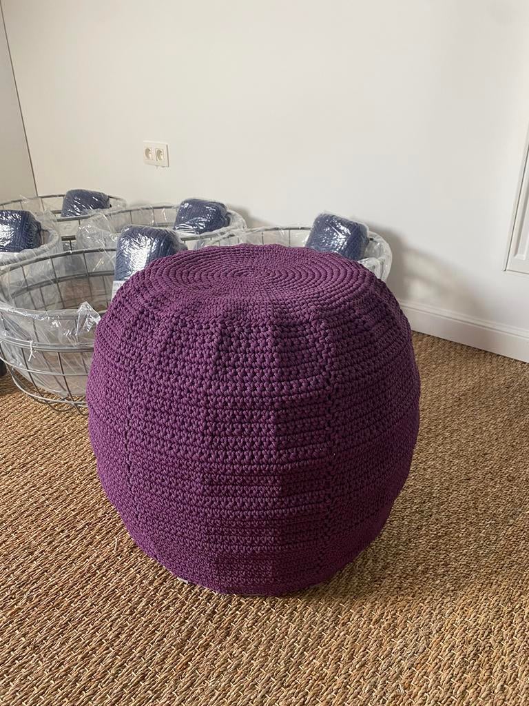 Pouf - repose pied IKEA, Maison & Meubles, Canapés | Repose-pieds & Poufs, Neuf