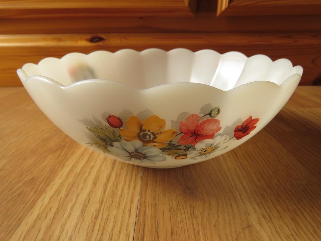 vintage arcopal saladier bol motifs fleuris anémones, Enlèvement ou Envoi, Utilisé, Récipient(s)