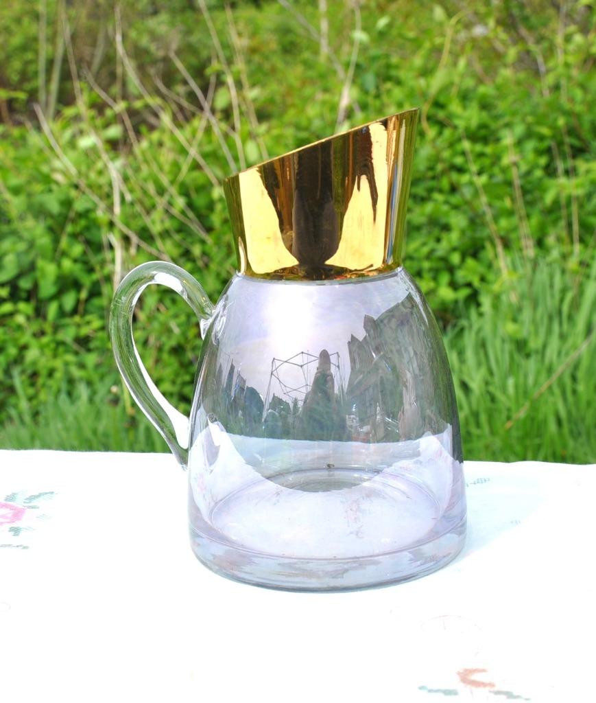 pichet en verre reflet mauve dessus doré, Ophalen of Verzenden