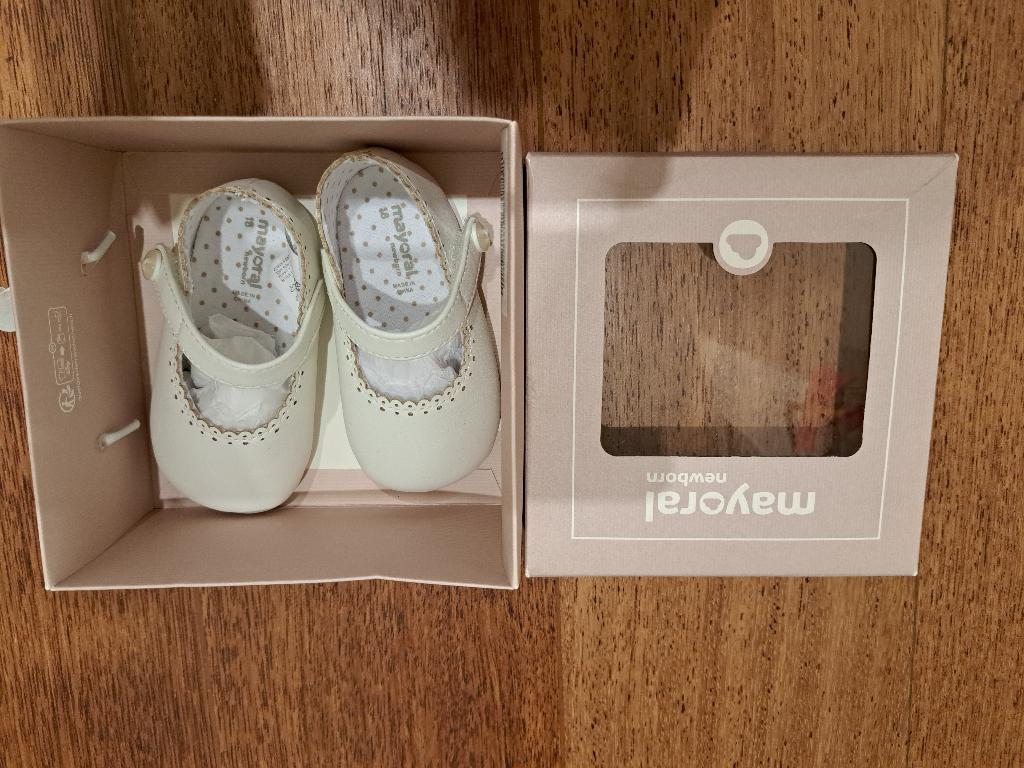 Schoenen voor babyceremonies, Mayoral, Meisje, Ophalen of Verzenden, Zo goed als nieuw