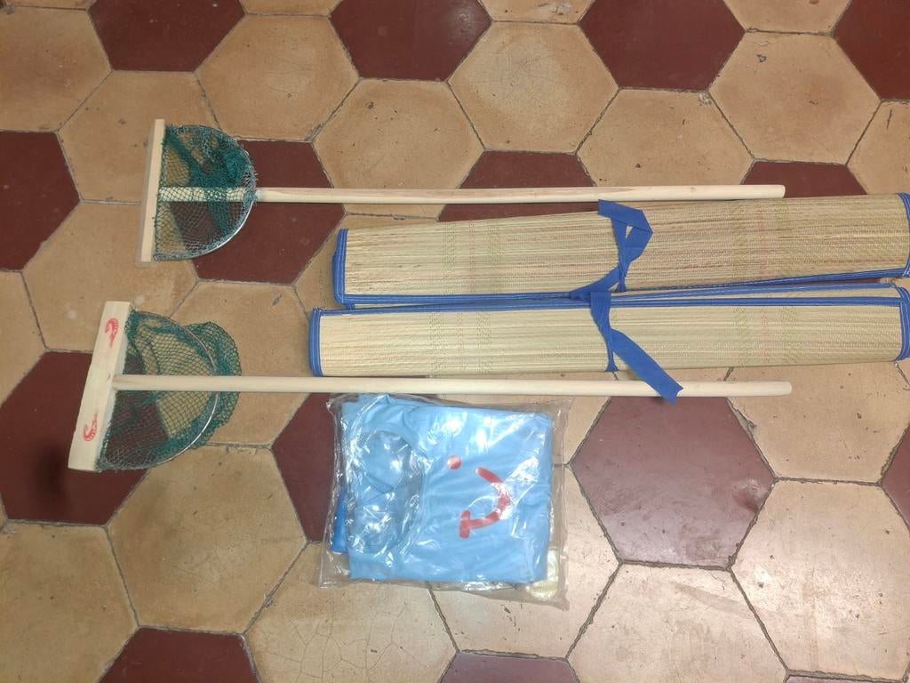 Strandset: 2 schepnetten voor garnalen+grote nieuwe boei+2 m, Ophalen