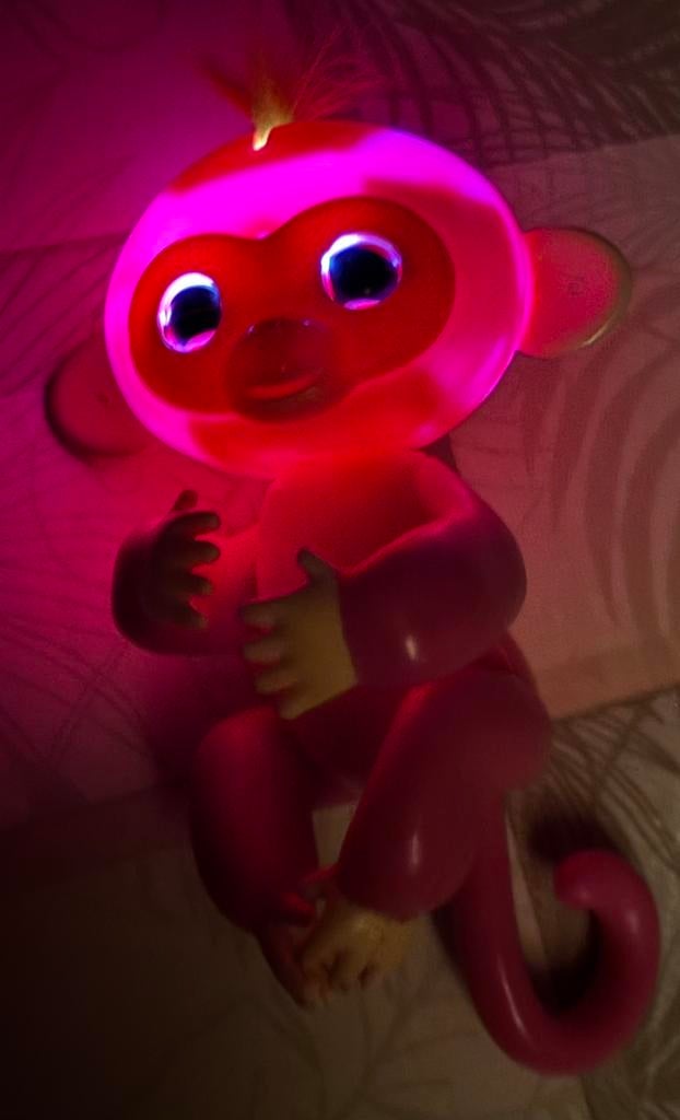 Aapje met geluid en verlicht hoofdje, Verzamelen, Poppetjes en Figuurtjes, Ophalen of Verzenden, Zo goed als nieuw