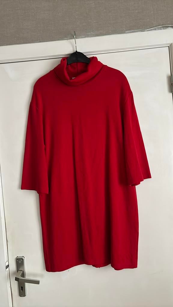 Zara rood kleed rolkol large, Kleding | Dames, Jurken, Ophalen of Verzenden, Zo goed als nieuw, Rood