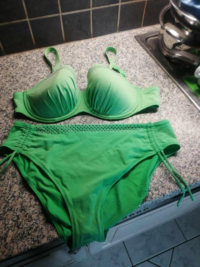 Bikini groen merk lise charmel maat eu 85 d – broekje maat 4, Kleding | Dames, Ophalen of Verzenden, Bikini, Gedragen, LISE CHARMEL