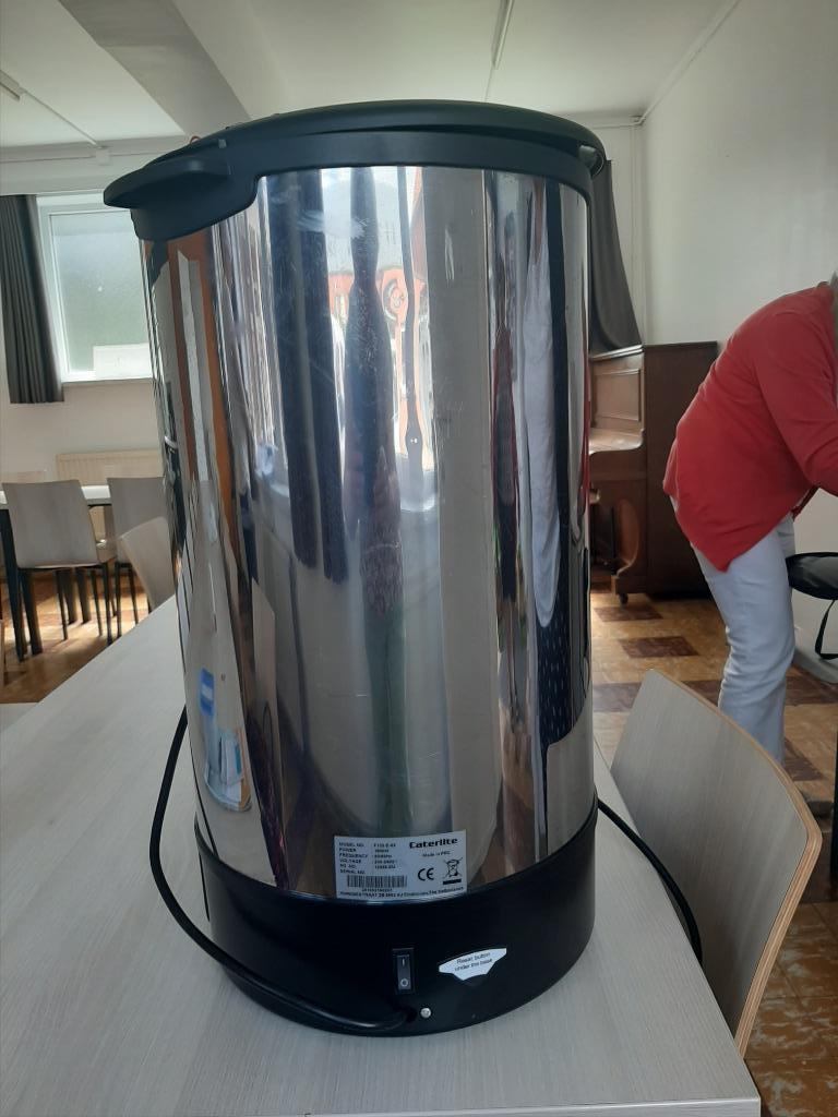 Koffieapparaat Caterlite F132-E-02, Elektronische apparatuur, Koffiezetapparaten, Ophalen, 10 kopjes of meer, Koffiemachine, Gemalen koffie
