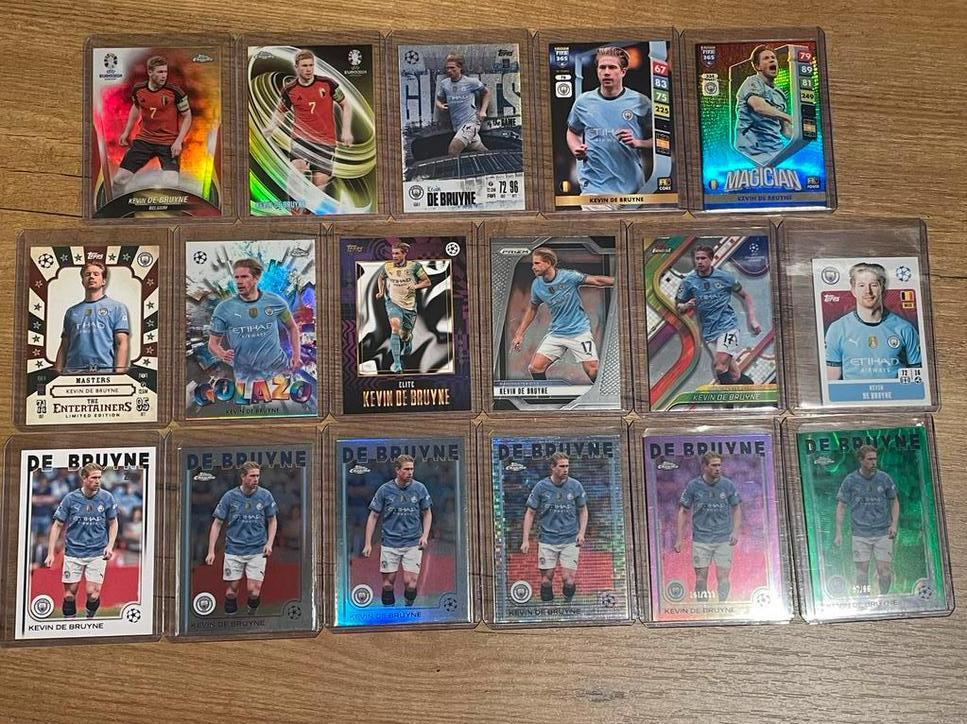 17x Kevin De Bruyne 2024-25, Hobby en Vrije tijd, Stickers en Plaatjes, Ophalen of Verzenden, Nieuw, Meerdere plaatjes