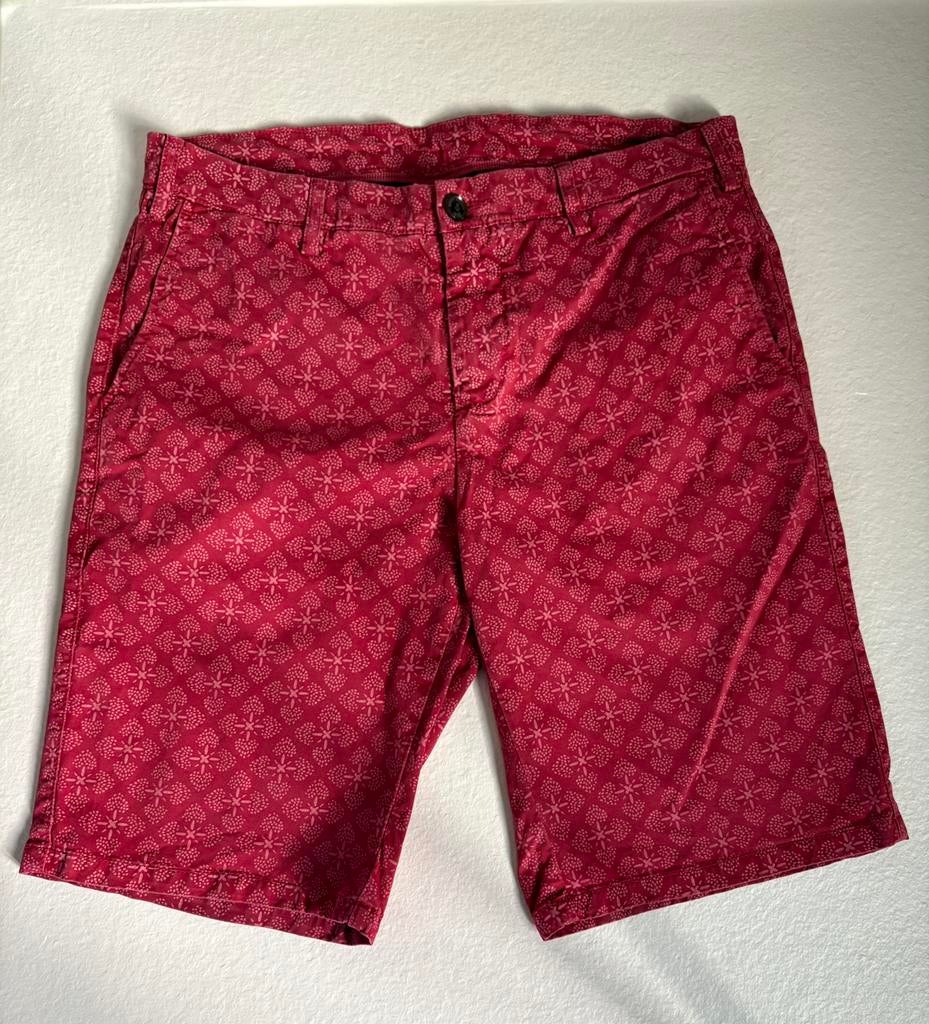 River Woods short - heren - rood - mt.40 (M), Kleding | Heren, Broeken en Pantalons, Ophalen of Verzenden, Zo goed als nieuw, Rood
