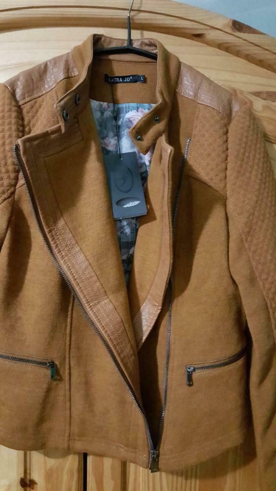 veste dame doublée mi saison neuve médium pour 10  euros, Vêtements | Femmes, Enlèvement, Neuf
