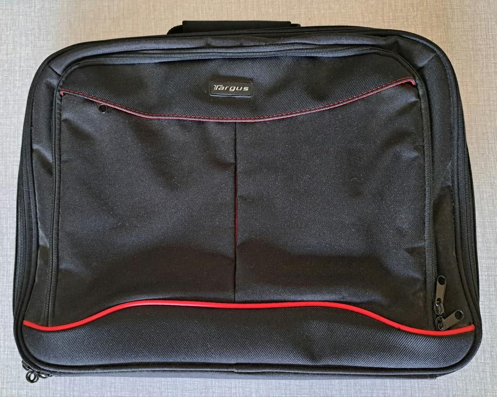 Nieuwe laptop / schooltas, Ophalen of Verzenden