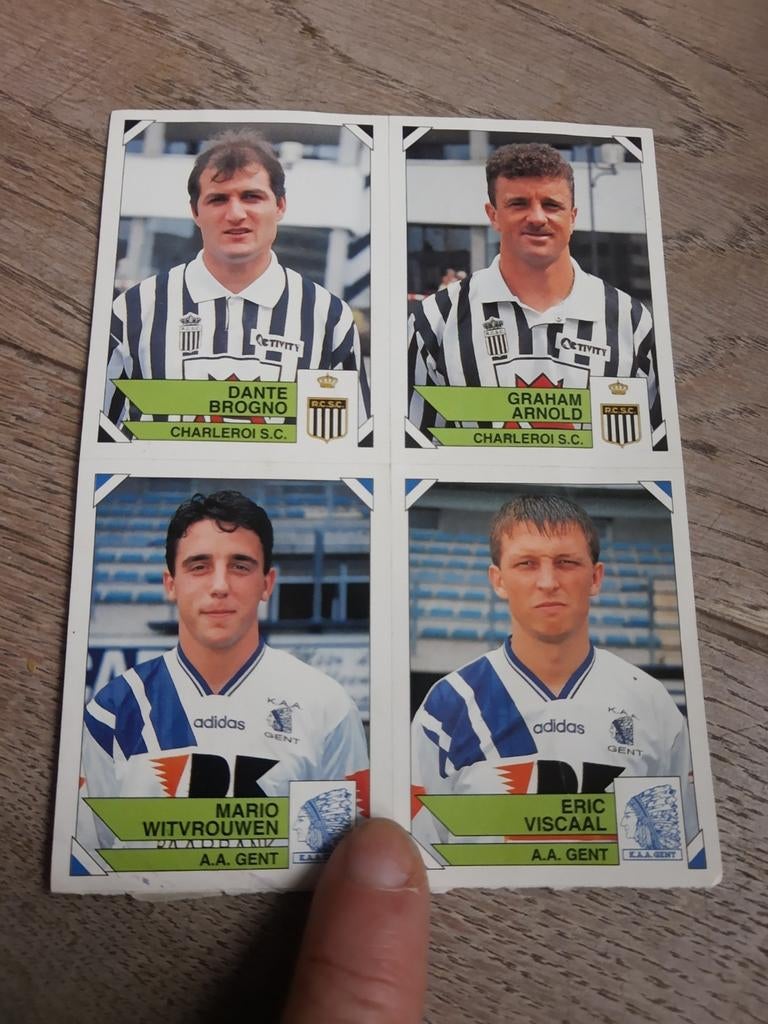 4 voetbalstickers 1995, nr. 136-137, 155-156, Ophalen of Verzenden, Zo goed als nieuw