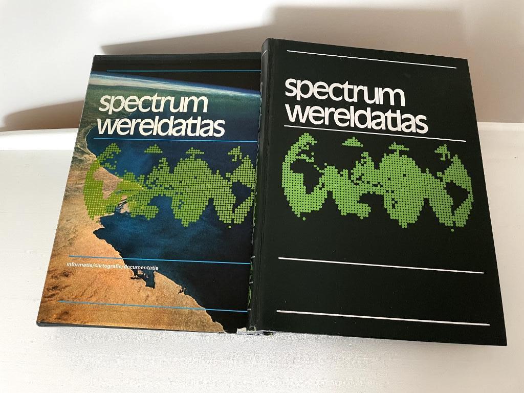 Wereldatlas, Boeken, Atlassen en Landkaarten, Ophalen of Verzenden, Spectrum, Wereld, Overige atlassen