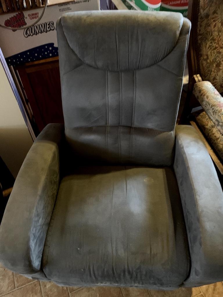 Oude zetel om op te knappen, Antiek en Kunst, Antiek | Meubels | Kasten, Ophalen