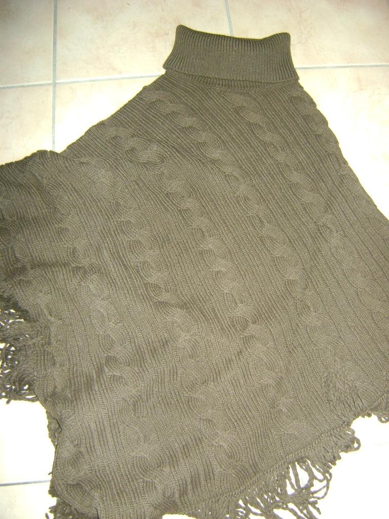 nieuwe poncho van BENETTON, Benetton, Ophalen of Verzenden, Zo goed als nieuw