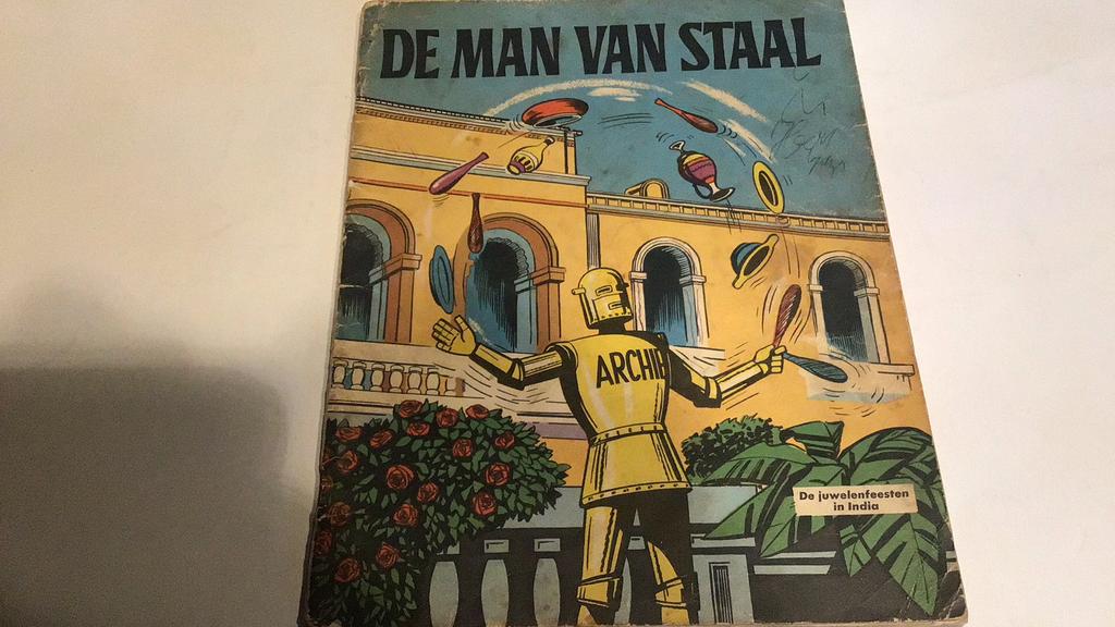 Deman d'acier(*), Une BD, Enlèvement ou Envoi, Utilisé