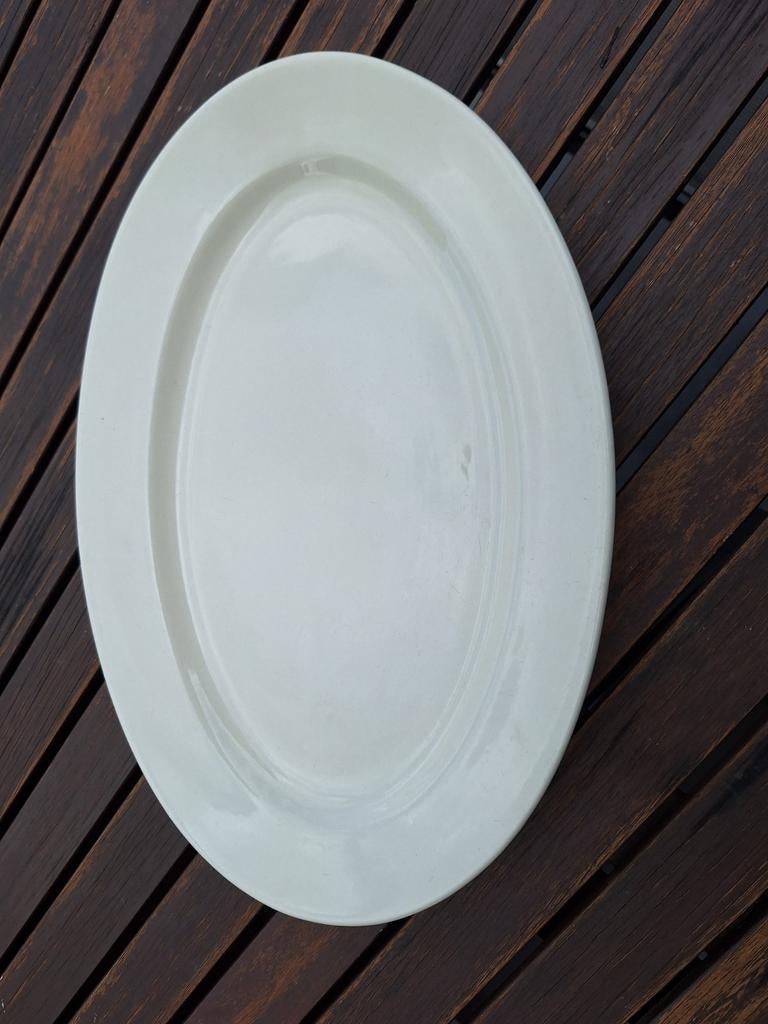 Assiette ovale boch, Enlèvement ou Envoi