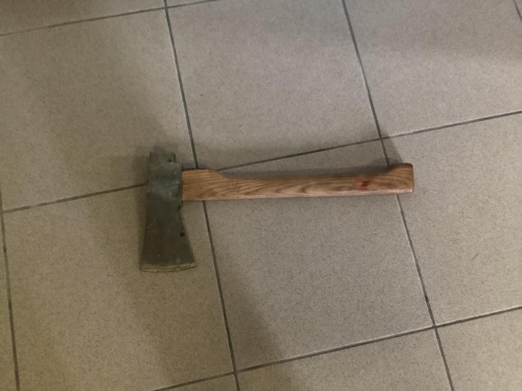 Brandweerbijl, Ophalen, Zo goed als nieuw