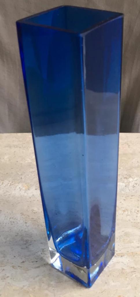 VASE SOLIFLORE "IKEA" BLEU - HAUTEUR 25 CM, Maison & Meubles, Moins de 50 cm, Enlèvement ou Envoi, Verre, Utilisé