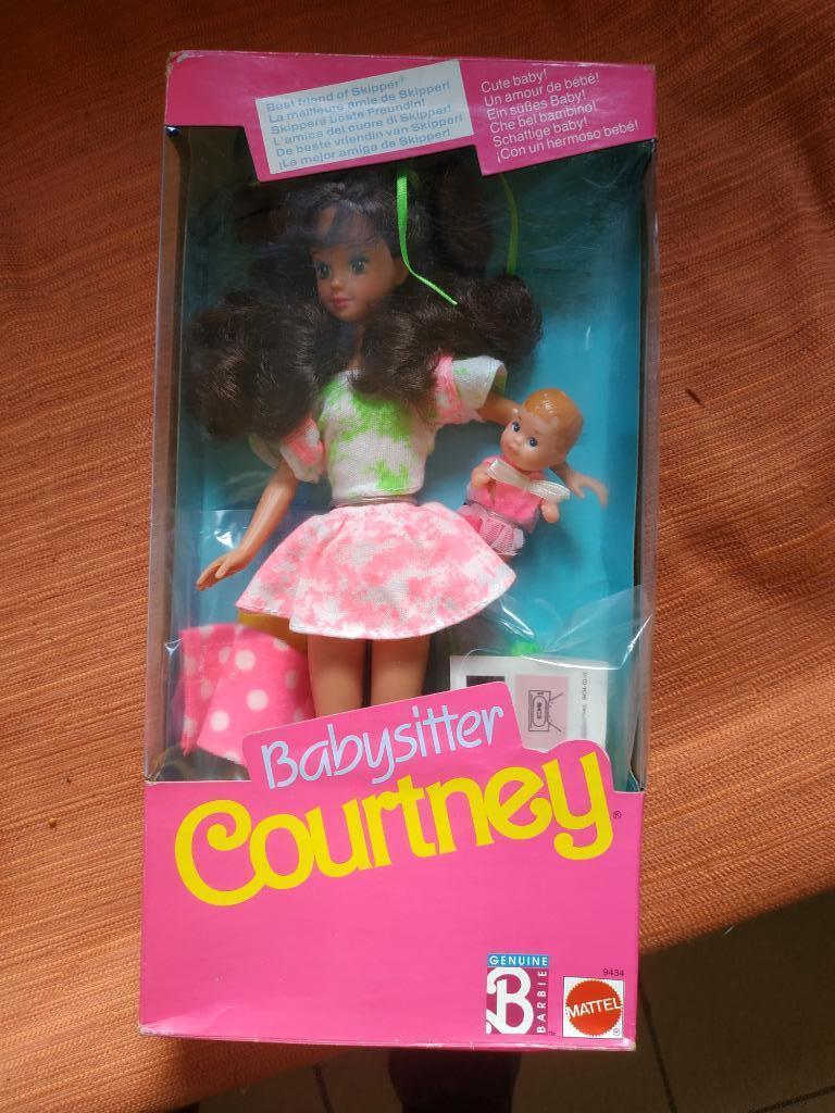 Babysitter Courtney, Enlèvement ou Envoi, Neuf