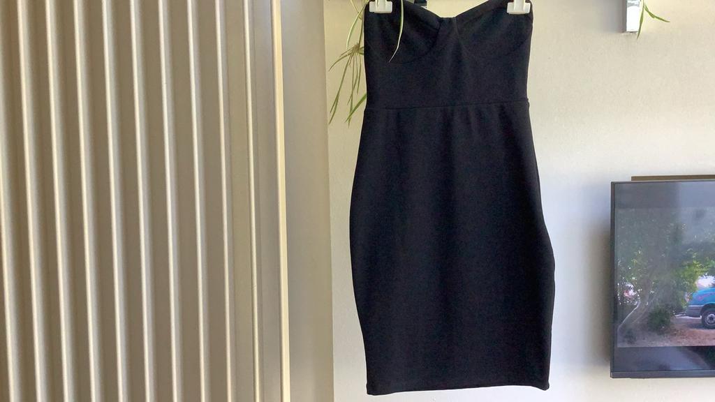Strapless jurkje., Zwart, Nieuw, Ophalen of Verzenden, Maat 36 (S)