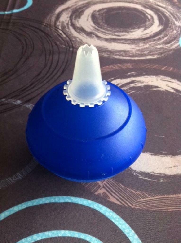 Squeeze-it bol blauw Tupperware, Enlèvement ou Envoi, Comme neuf, Bleu