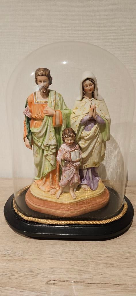 Heilige Familie in biscuit met glazen stolp, Antiek en Kunst, Ophalen