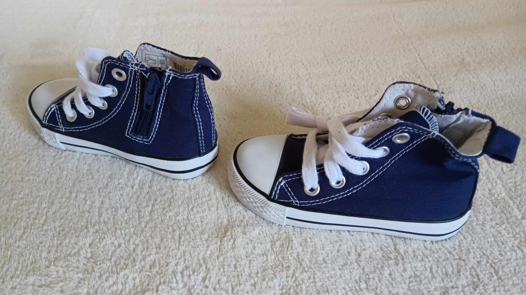 Sneakers maat 24, Enlèvement ou Envoi, Utilisé, Garçon, Autres types