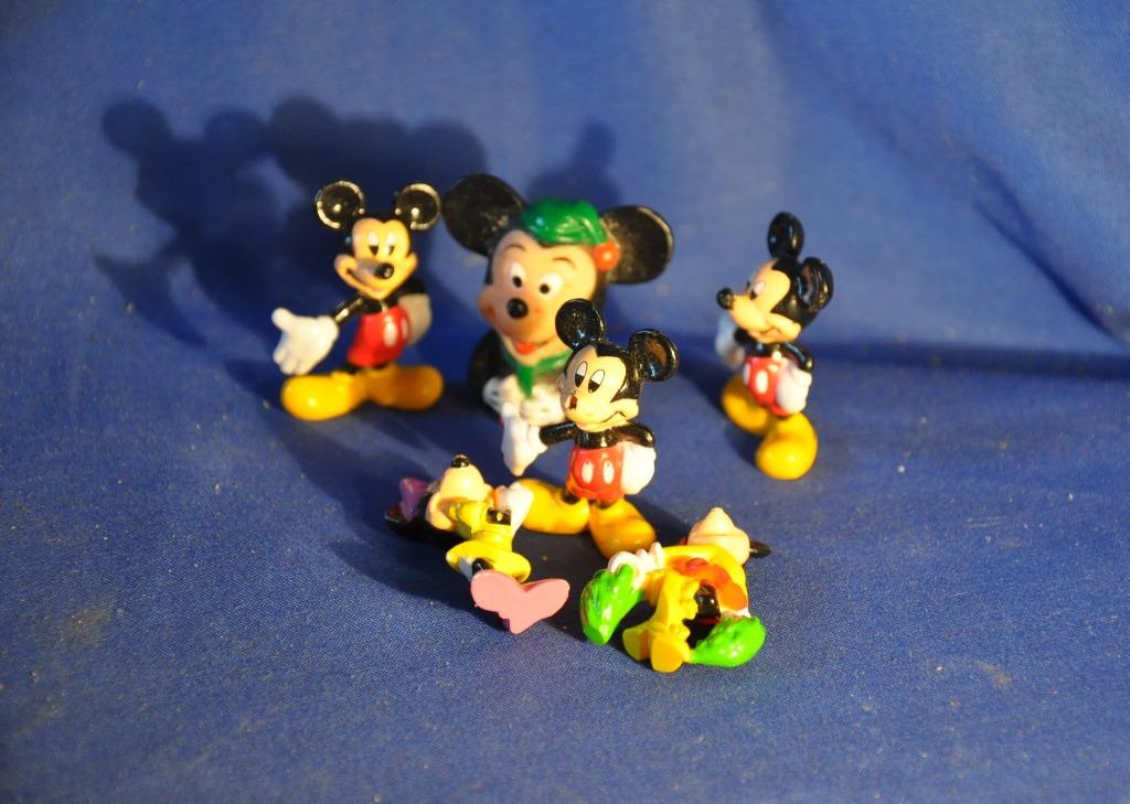 6 figurines mickey, Collections, Enlèvement ou Envoi, Mickey Mouse, Comme neuf, Statue ou Figurine